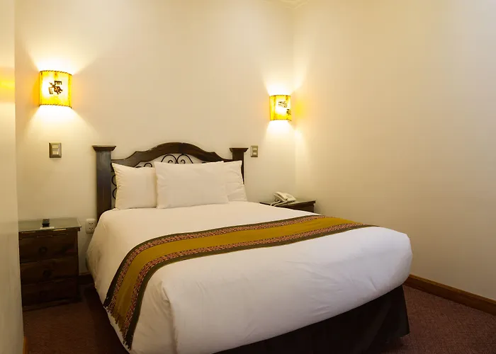 Hotel Rojas 3*